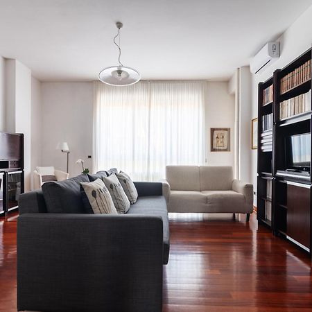 Appartamento Il Bilocale Con Terrazzo Dei Marchesi Milano Esterno foto