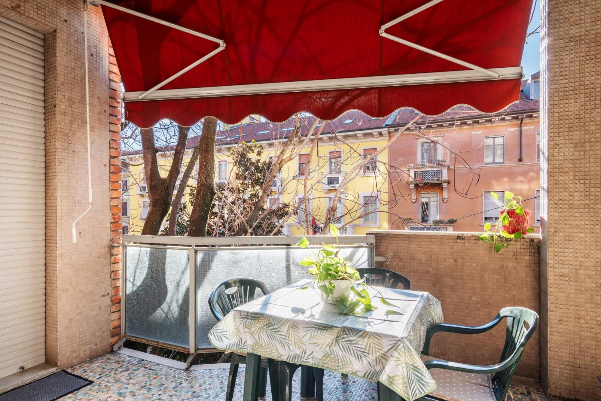 Appartamento Il Bilocale Con Terrazzo Dei Marchesi Milano Esterno foto