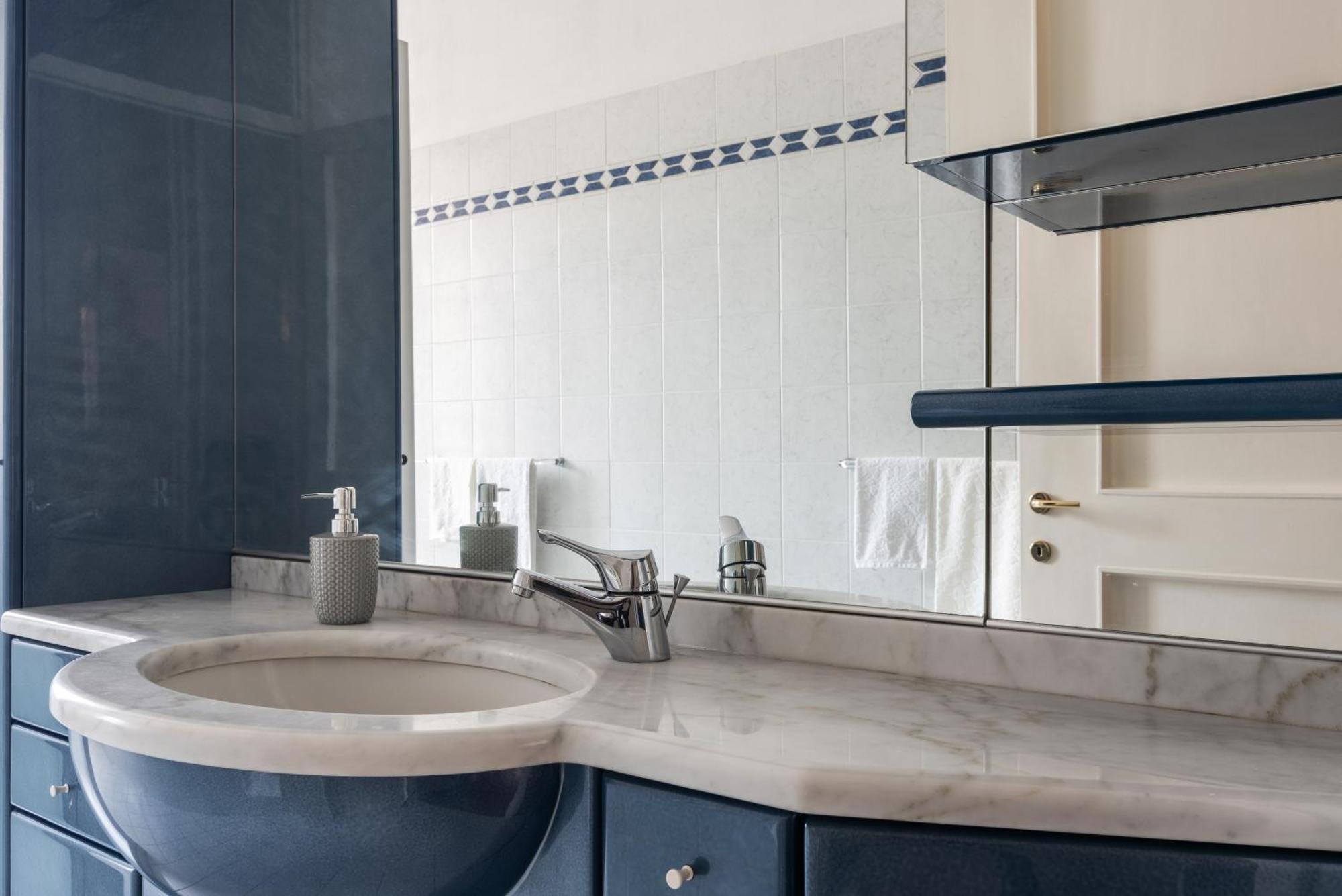 Appartamento Il Bilocale Con Terrazzo Dei Marchesi Milano Esterno foto
